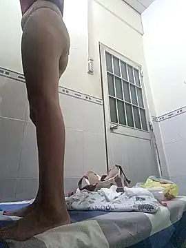 Snapshot of 2HotAsain4u chatting on December 1, 10:10 pm 2HotAsain4u online show from December 1, 10:10 pm