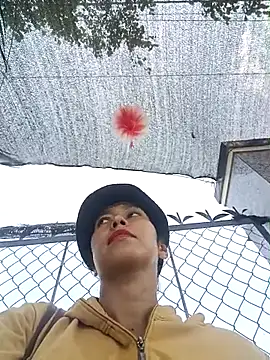 2HotAsain4u online show from April 11, 3:03 am