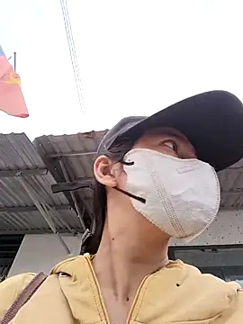 Snapshot of 2HotAsain4u chatting on November 22, 1:59 am 2HotAsain4u online show from November 22, 1:59 am