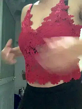 Snapshot of 2HotAsain4u chatting on October 26, 11:16 pm 2HotAsain4u online show from October 26, 11:16 pm