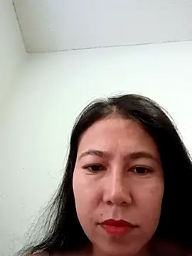 Snapshot of 2HotAsain4u chatting on August 8, 1:01 am 2HotAsain4u online show from August 8, 1:01 am