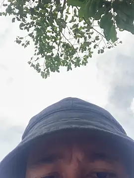 Snapshot of 2HotAsain4u chatting on October 26, 5:08 am 2HotAsain4u online show from October 26, 5:08 am