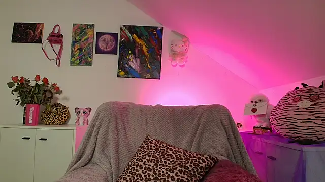 PinkHurricaneOfficial online show from December 2, 2:41 pm