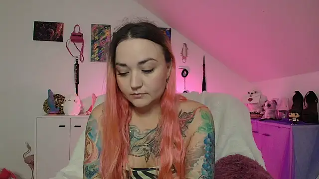 PinkHurricaneOfficial online show from September 24, 1:17 pm