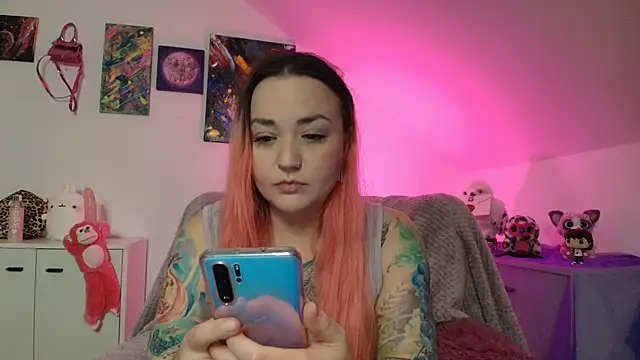 PinkHurricaneOfficial online show from November 4, 7:39 pm