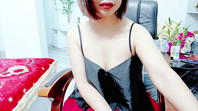 Snapshot of Miu-Le chatting on June 15, 8:36 am Miu-Le online show from June 15, 8:36 am