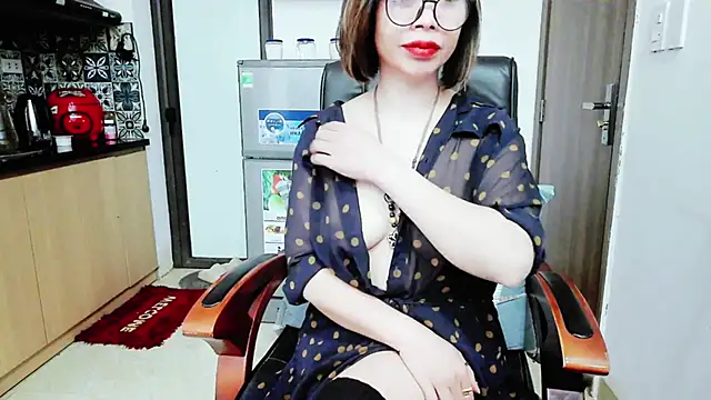 Miu-Le online show from November 26, 8:42 pm