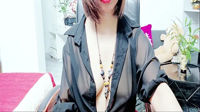 Snapshot of Miu-Le chatting on July 17, 8:17 pm Miu-Le online show from July 17, 8:17 pm