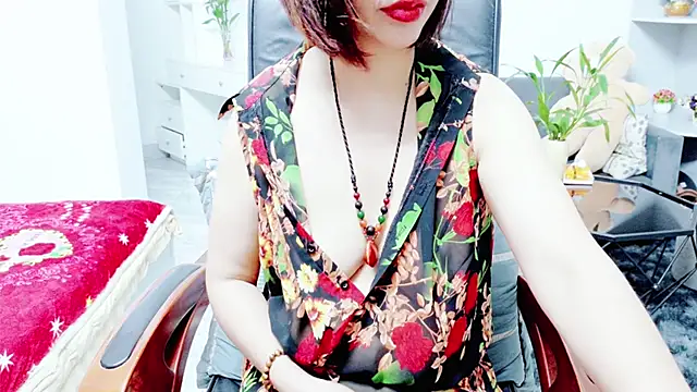 Snapshot of Miu-Le chatting on June 18, 4:56 pm Miu-Le online show from June 18, 4:56 pm