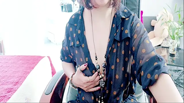 Snapshot of Miu-Le chatting on July 17, 8:11 am Miu-Le online show from July 17, 8:11 am