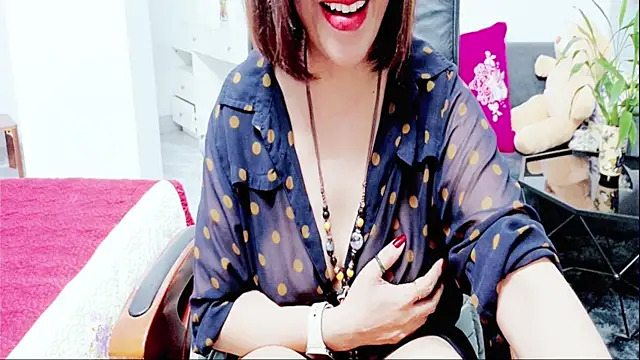Snapshot of Miu-Le chatting on July 16, 7:27 am Miu-Le online show from July 16, 7:27 am