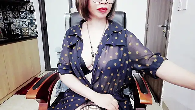 Miu-Le online show from November 5, 10:35 pm