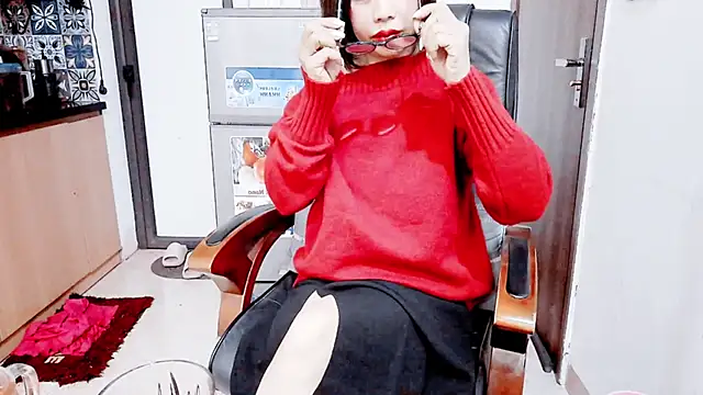 Miu-Le online show from December 21, 2:41 pm