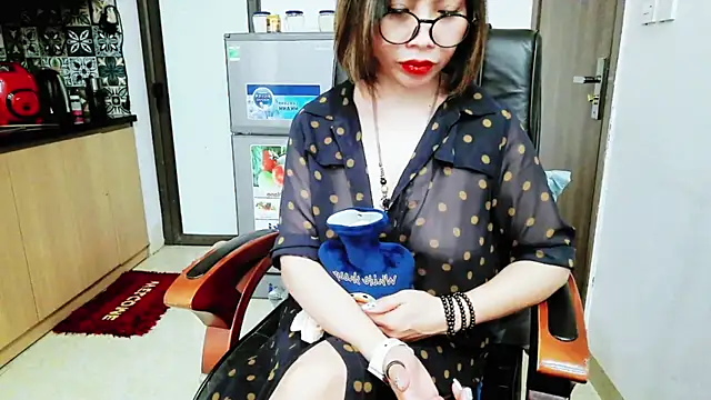 Miu-Le online show from November 23, 7:02 pm