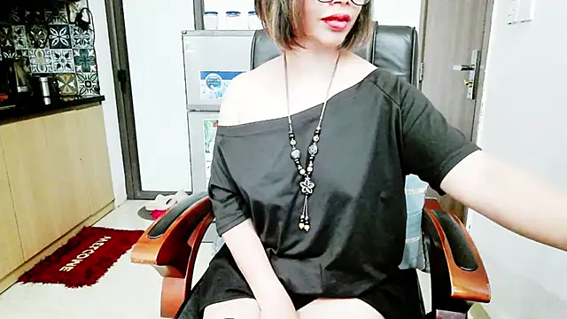 Miu-Le online show from November 2, 8:36 pm