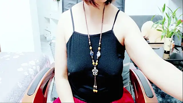 Snapshot of Miu-Le chatting on July 1, 7:20 am Miu-Le online show from July 1, 7:20 am