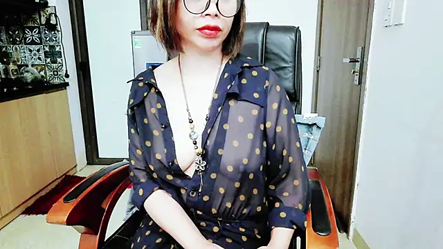 Miu-Le online show from November 15, 7:40 pm