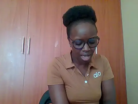 Snapshot of sexy_darleen23 chatting on July 5, 7:26 am sexy darleen23 online show from July 5, 7:26 am