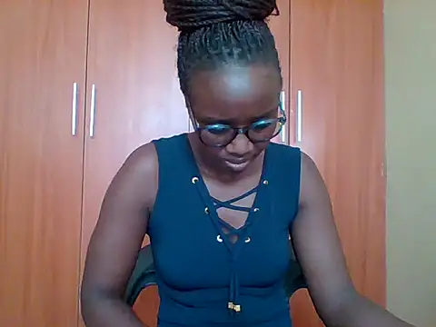 sexy darleen23 online show from April 13, 9:35 am