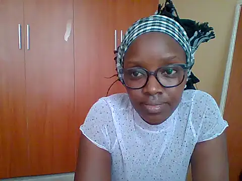 Snapshot of sexy_darleen23 chatting on July 13, 8:46 am sexy darleen23 online show from July 13, 8:46 am