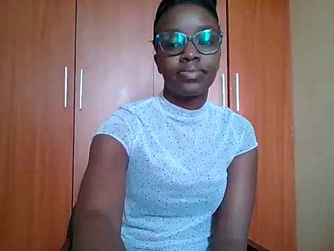 sexy darleen23 online show from May 6, 10:19 am