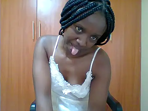 Snapshot of sexy_darleen23 chatting on November 9, 9:02 am sexy darleen23 online show from November 9, 9:02 am