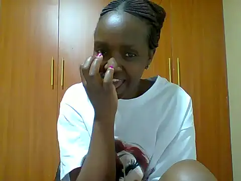 Snapshot of sexy_darleen23 chatting on October 24, 7:35 pm sexy darleen23 online show from October 24, 7:35 pm