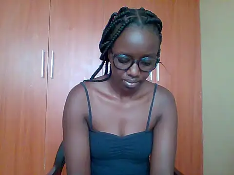 sexy darleen23 online show from February 18, 9:50 am