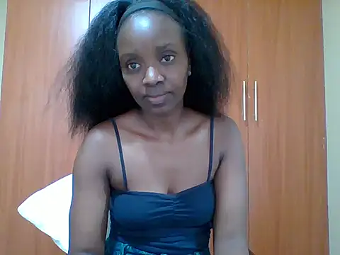 Snapshot of sexy_darleen23 chatting on November 2, 9:03 am sexy darleen23 online show from November 2, 9:03 am