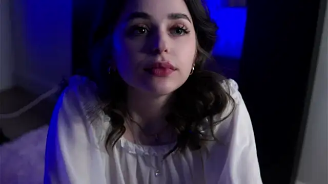 Snapshot of EstherMitchel chatting on March 14, 7:26 am EstherMitchel online show from March 14, 7:26 am