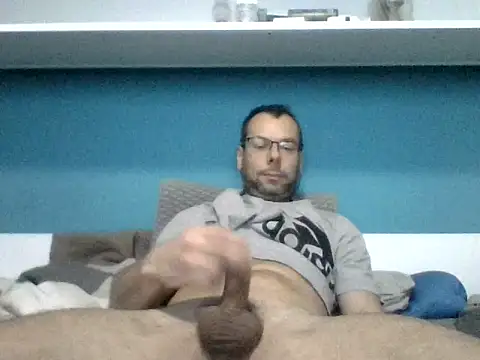 Snapshot of SEBIX-35 chatting on November 13, 7:23 am SEBIX-35 online show from November 13, 7:23 am