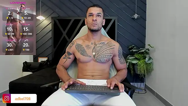 Snapshot of Adbel_Sady chatting on February 19, 11:40 am Adbel Sady online show from February 19, 11:40 am