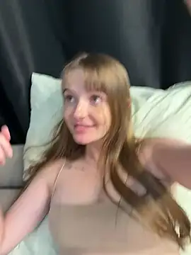 lovelly molly online show from March 23, 4:18 pm