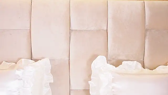 KiraKayleigh1 online show from February 23, 11:27 pm