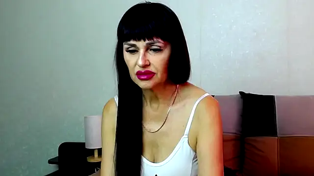 VeneraV online show from September 13, 9:42 am