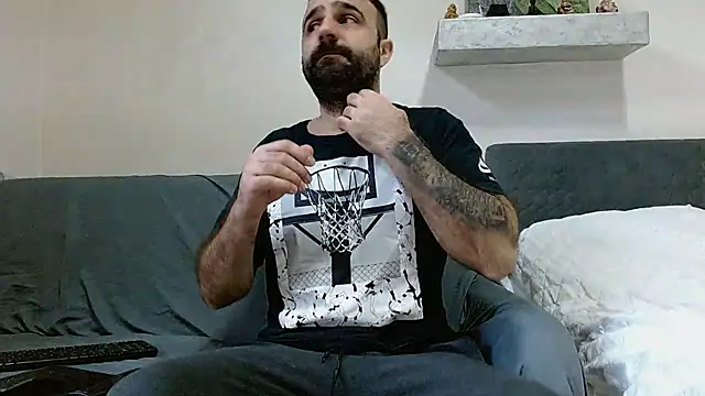 ivat80 online show from February 16, 6:23 am