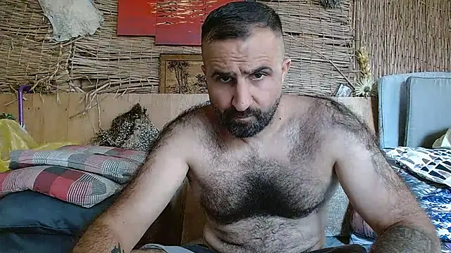 Snapshot of ivat80 chatting on July 8, 9:43 am ivat80 online show from July 8, 9:43 am