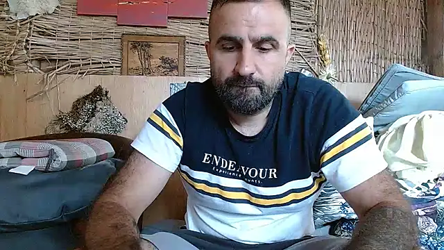Snapshot of ivat80 chatting on July 9, 8:04 am ivat80 online show from July 9, 8:04 am