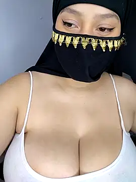 shirazz najmm online show from October 9, 4:29 pm