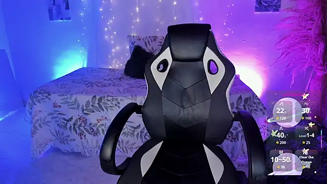 Riana Kean online show from November 30, 4:57 am