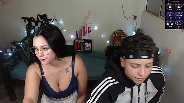 Snapshot of 01antoniafranco chatting on February 16, 10:33 pm 01antoniafranco online show from February 16, 10:33 pm