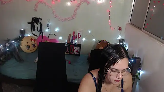 Snapshot of 01antoniafranco chatting on February 17, 6:09 am 01antoniafranco online show from February 17, 6:09 am