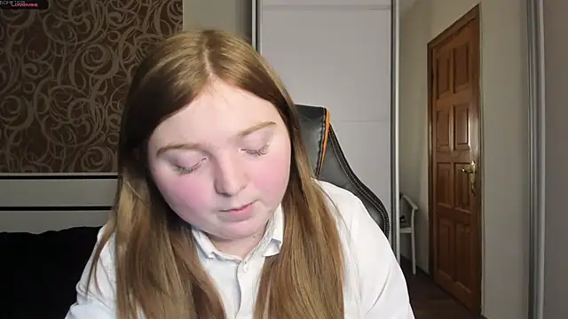 Snapshot of BettySprouse chatting on January 22, 8:06 pm BettySprouse online show from January 22, 8:06 pm