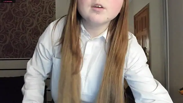 Snapshot of BettySprouse chatting on December 26, 8:11 pm BettySprouse online show from December 26, 8:11 pm