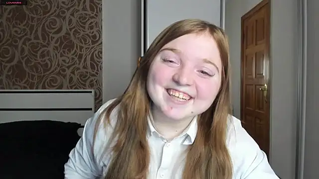 Snapshot of BettySprouse chatting on December 30, 1:36 pm BettySprouse online show from December 30, 1:36 pm