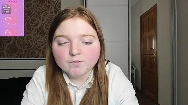 Snapshot of BettySprouse chatting on January 11, 8:00 am BettySprouse online show from January 11, 8:00 am