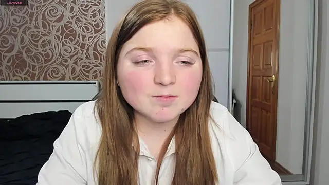 Snapshot of BettySprouse chatting on January 7, 8:21 pm BettySprouse online show from January 7, 8:21 pm