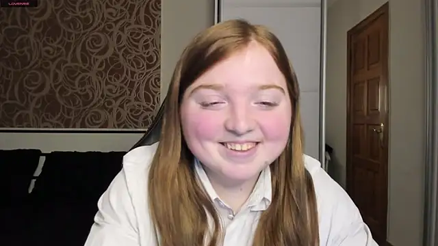 Snapshot of BettySprouse chatting on January 15, 2:13 pm BettySprouse online show from January 15, 2:13 pm
