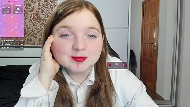 Snapshot of BettySprouse chatting on January 3, 9:15 pm BettySprouse online show from January 3, 9:15 pm