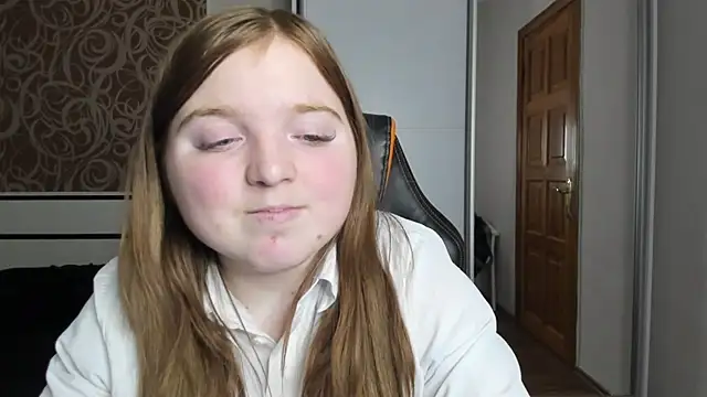 Snapshot of BettySprouse chatting on January 2, 5:50 pm BettySprouse online show from January 2, 5:50 pm